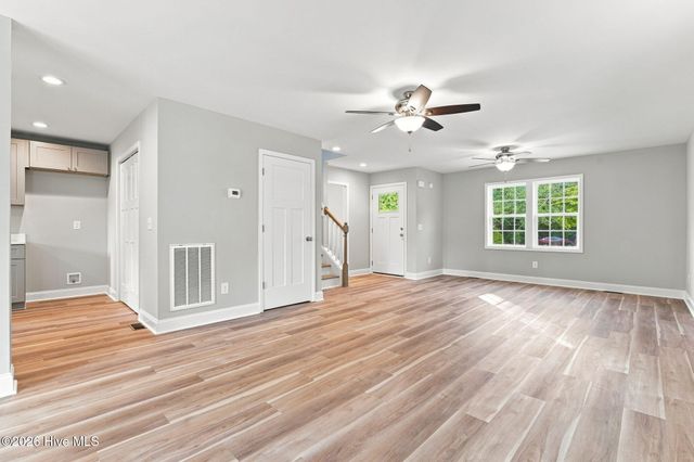 595 S Glover Street, Southern Pines, NC 28387