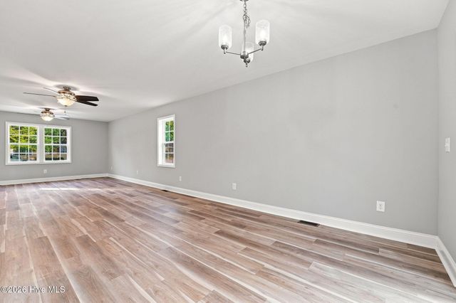 595 S Glover Street, Southern Pines, NC 28387