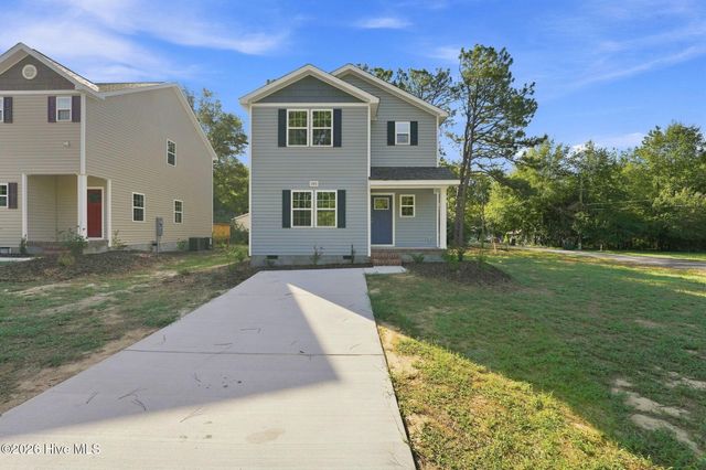 595 S Glover Street, Southern Pines, NC 28387