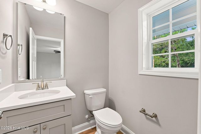 595 S Glover Street, Southern Pines, NC 28387