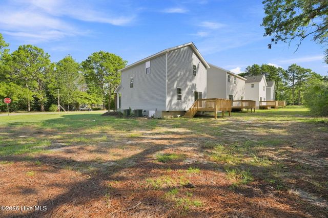 595 S Glover Street, Southern Pines, NC 28387