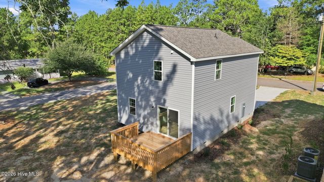 595 S Glover Street, Southern Pines, NC 28387