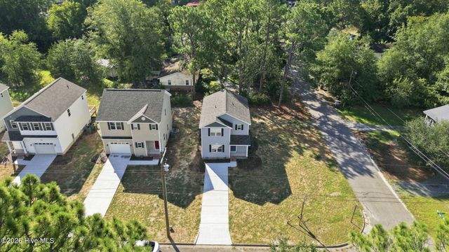 595 S Glover Street, Southern Pines, NC 28387