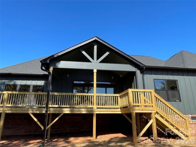 348 Triple Ponds Court 21, Clover, SC 29710