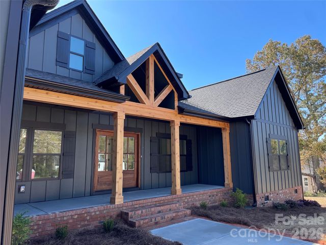 348 Triple Ponds Court 21, Clover, SC 29710