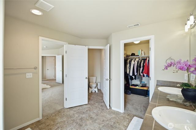 9323 S Ainsworth Avenue, Tacoma, WA 98444