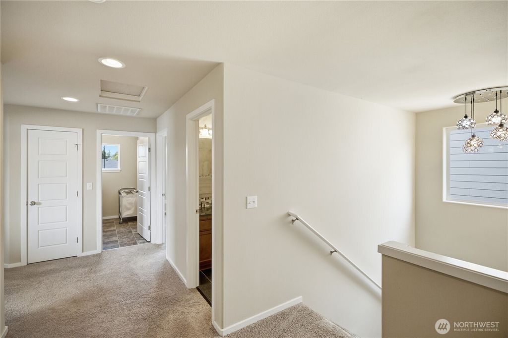 Image 24 of property listing at 9323 S Ainsworth Avenue, Tacoma, WA 98444
