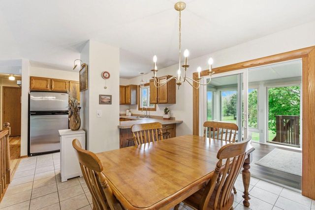 2321 MacArthur ROAD, Waukesha, WI 53188