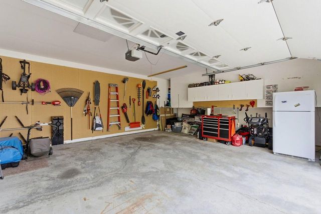 2321 MacArthur ROAD, Waukesha, WI 53188