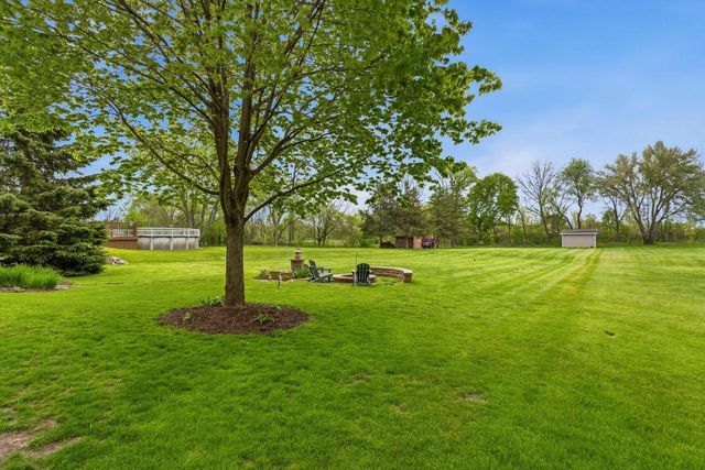 2321 MacArthur ROAD, Waukesha, WI 53188