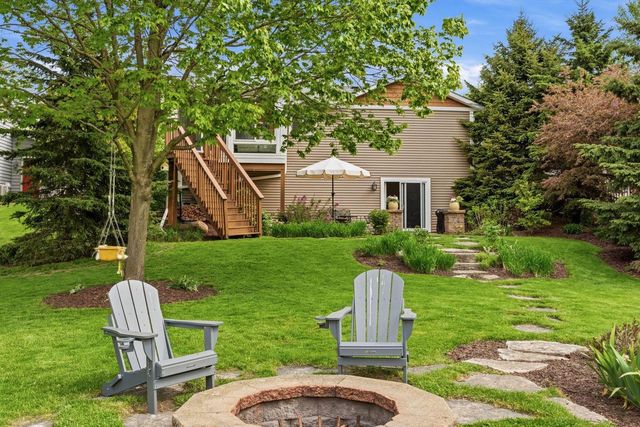 2321 MacArthur ROAD, Waukesha, WI 53188
