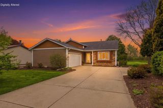 2321 MacArthur ROAD, Waukesha, WI 53188