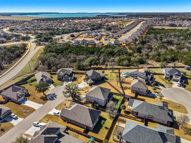 3901 Aransas DR, Belton, TX 76513