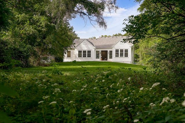 9012 Foster Lane, Overland Park, KS 66212