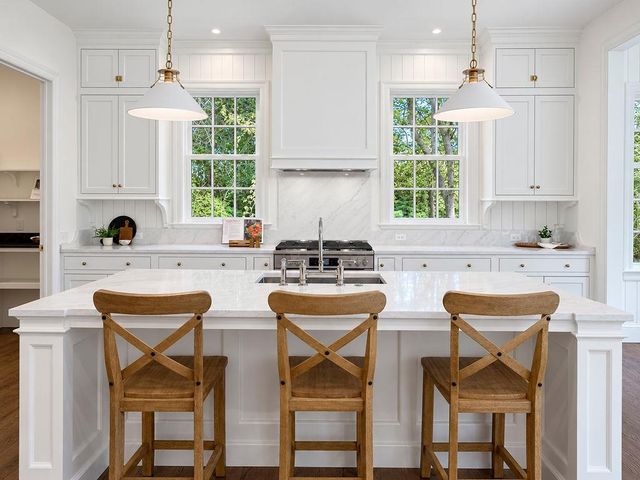9012 Foster Lane, Overland Park, KS 66212
