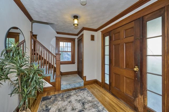 9 Princeton St, Newton, MA 02458