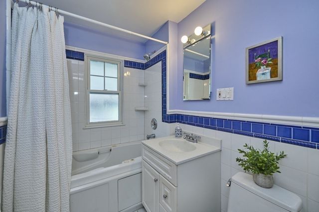 9 Princeton St, Newton, MA 02458