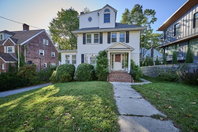 9 Princeton St, Newton, MA 02458