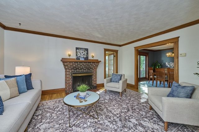 9 Princeton St, Newton, MA 02458