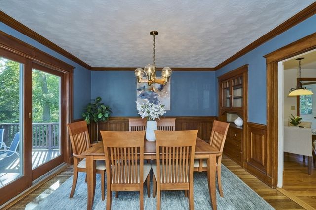 9 Princeton St, Newton, MA 02458