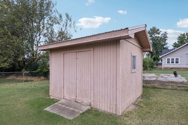 1313 E 11th Street, Okmulgee, OK 74447