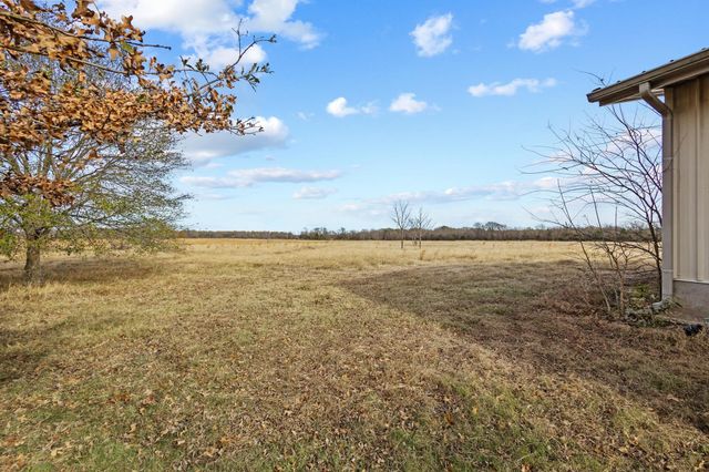 1841 County Road 36080, Honey Grove, TX 75446