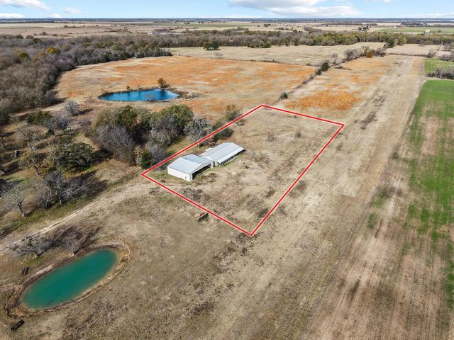 1841 County Road 36080, Honey Grove, TX 75446
