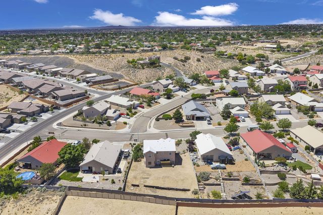 308 Encantado Ridge Court NE, Rio Rancho, NM 87124