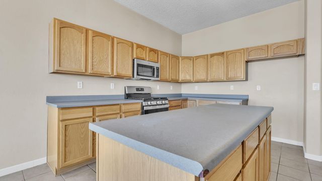 308 Encantado Ridge Court NE, Rio Rancho, NM 87124