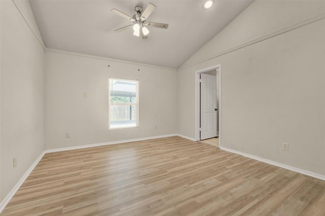 14854 Shottery Drive, Houston, TX 77015