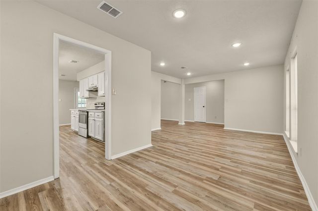 14854 Shottery Drive, Houston, TX 77015