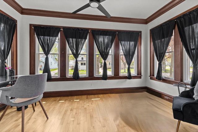 1028 W SUMMER STREET, Appleton, WI 54914
