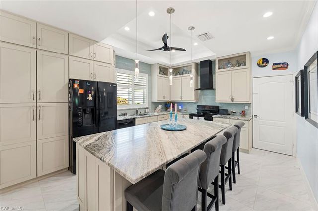 9372 Lake Abby LN, Bonita Springs, FL 34135
