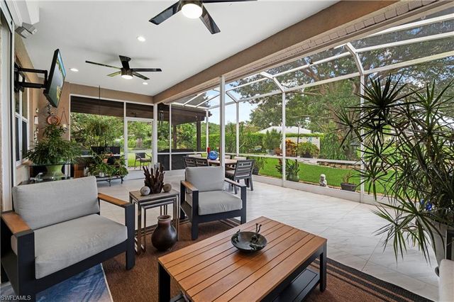 9372 Lake Abby LN, Bonita Springs, FL 34135