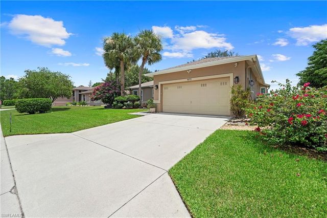 9372 Lake Abby LN, Bonita Springs, FL 34135