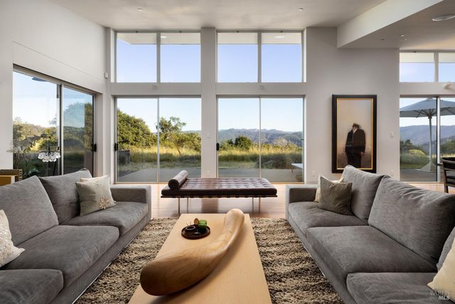 200 Mountain King Rd, Lagunitas, CA 94938