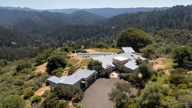 200 Mountain King Rd, Lagunitas, CA 94938