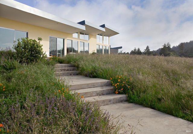 200 Mountain King Rd, Lagunitas, CA 94938