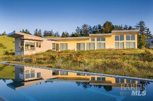 200 Mountain King Rd, Lagunitas, CA 94938