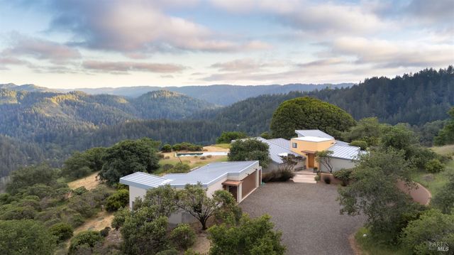 200 Mountain King Rd, Lagunitas, CA 94938