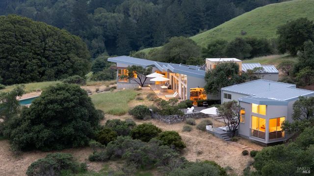 200 Mountain King Rd, Lagunitas, CA 94938