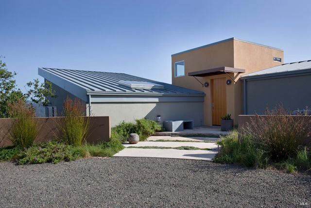 200 Mountain King Rd, Lagunitas, CA 94938