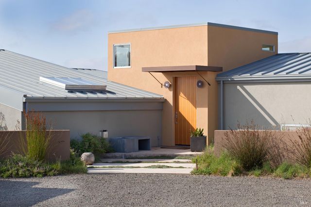 200 Mountain King Rd, Lagunitas, CA 94938