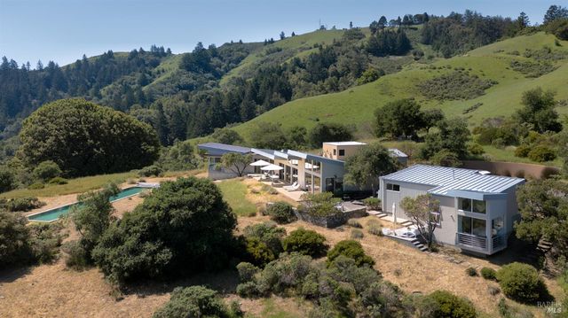 200 Mountain King Rd, Lagunitas, CA 94938