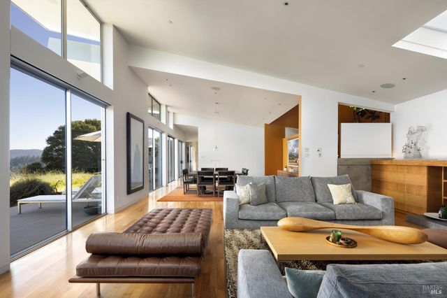 200 Mountain King Rd, Lagunitas, CA 94938