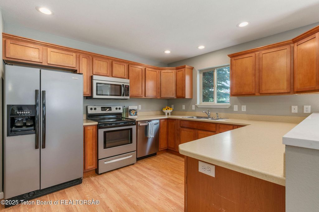 1255 ALLEN Way, Jackson, WY 83001 photo 4