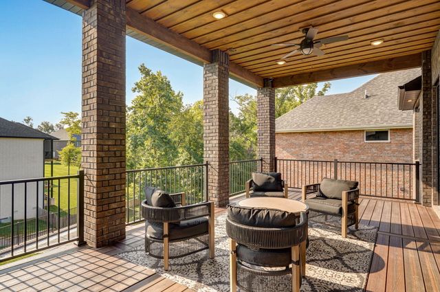 6006 S Maryland Avenue, Springfield, MO 65810