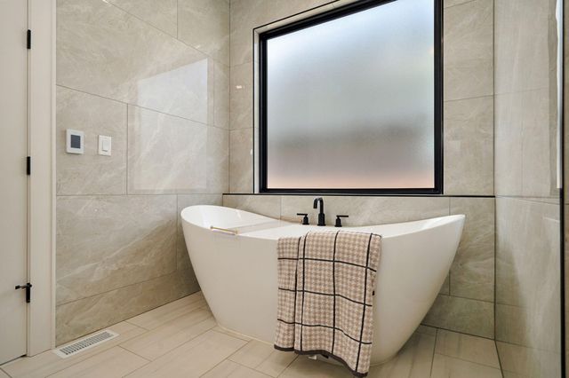 6006 S Maryland Avenue, Springfield, MO 65810