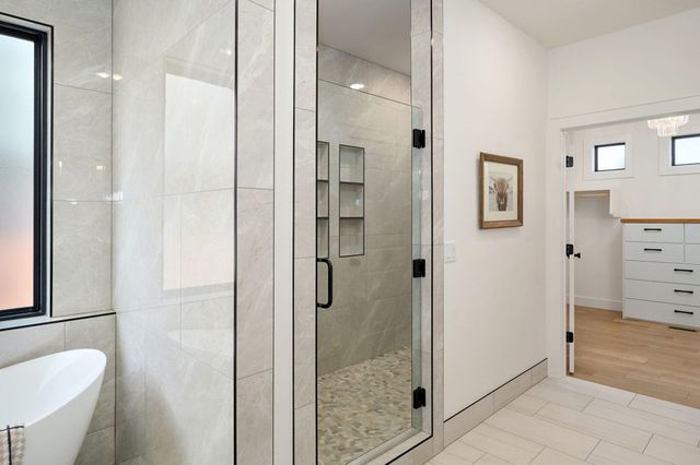 6006 S Maryland Avenue, Springfield, MO 65810