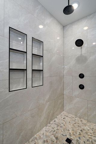 6006 S Maryland Avenue, Springfield, MO 65810